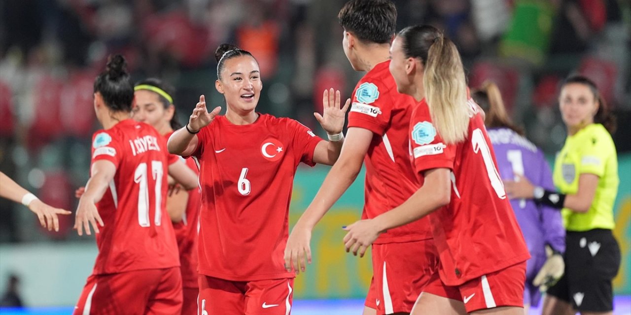 A Milli Kadın Futbol Takımı, Yarın Deplasmanda Kosova İle Karşılaşacak