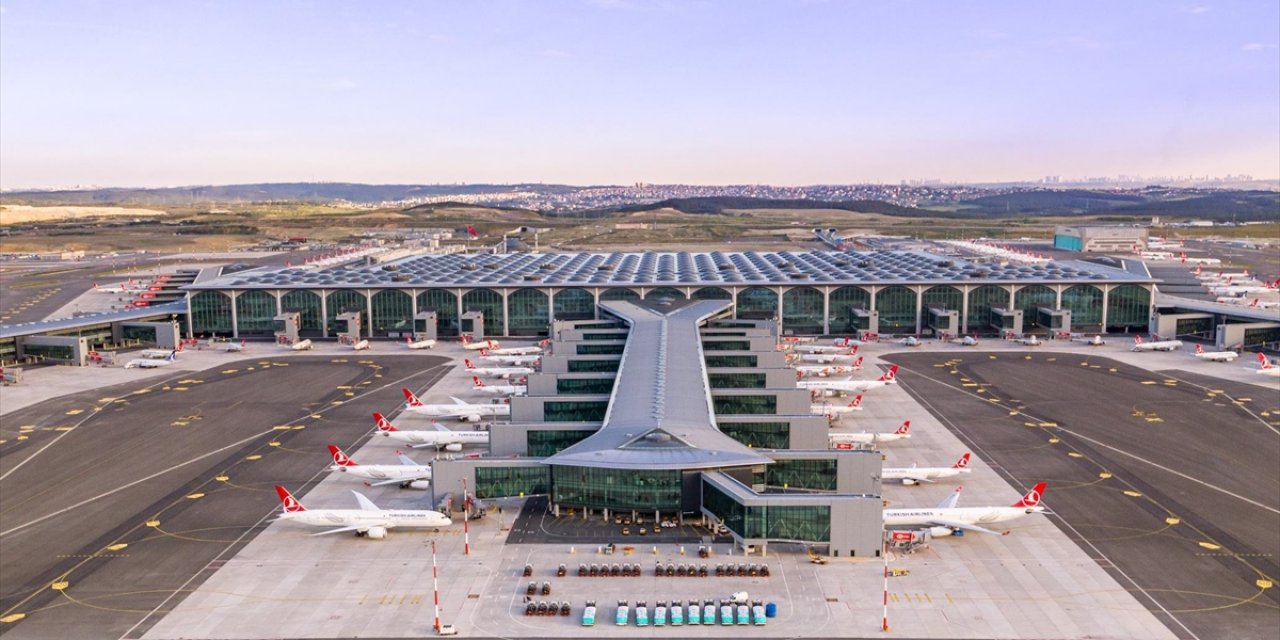 İstanbul Havalimanı Avrupa'nın Zirvesindeki Yerini Korudu