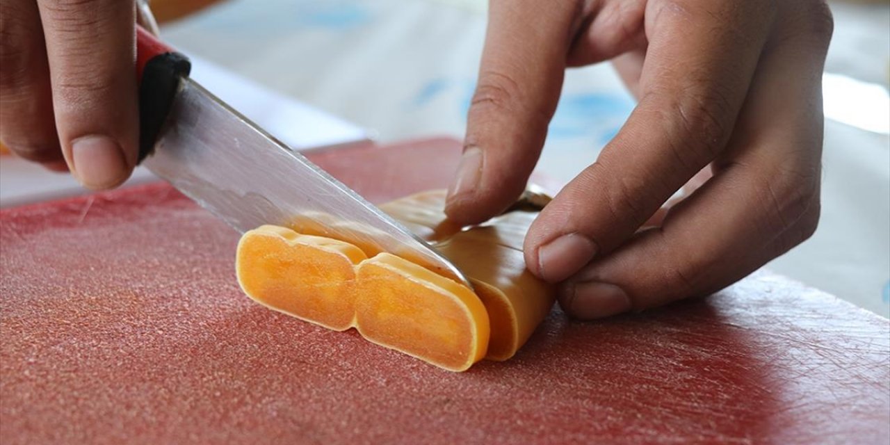 Çukurova'nın Dalyan Havyarı Sofraları Süslüyor