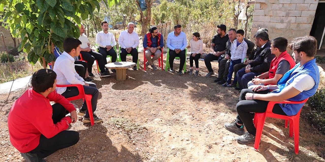 Hakkarili Gençler, Projeleriyle Başarılı Öğrencilerin Eğitim Hayatına Katkı Sağlıyor