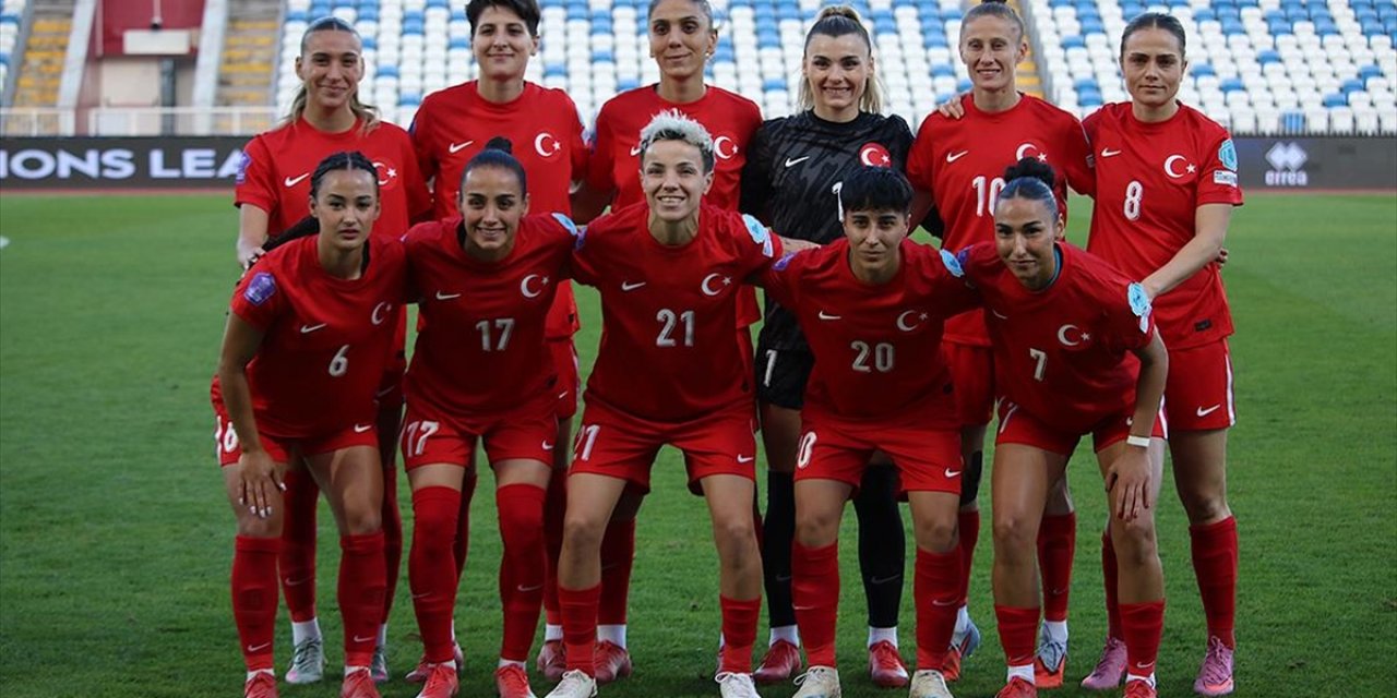 A Milli Kadın Futbol Takımı, Kosova'yı 4-0 Mağlup Etti