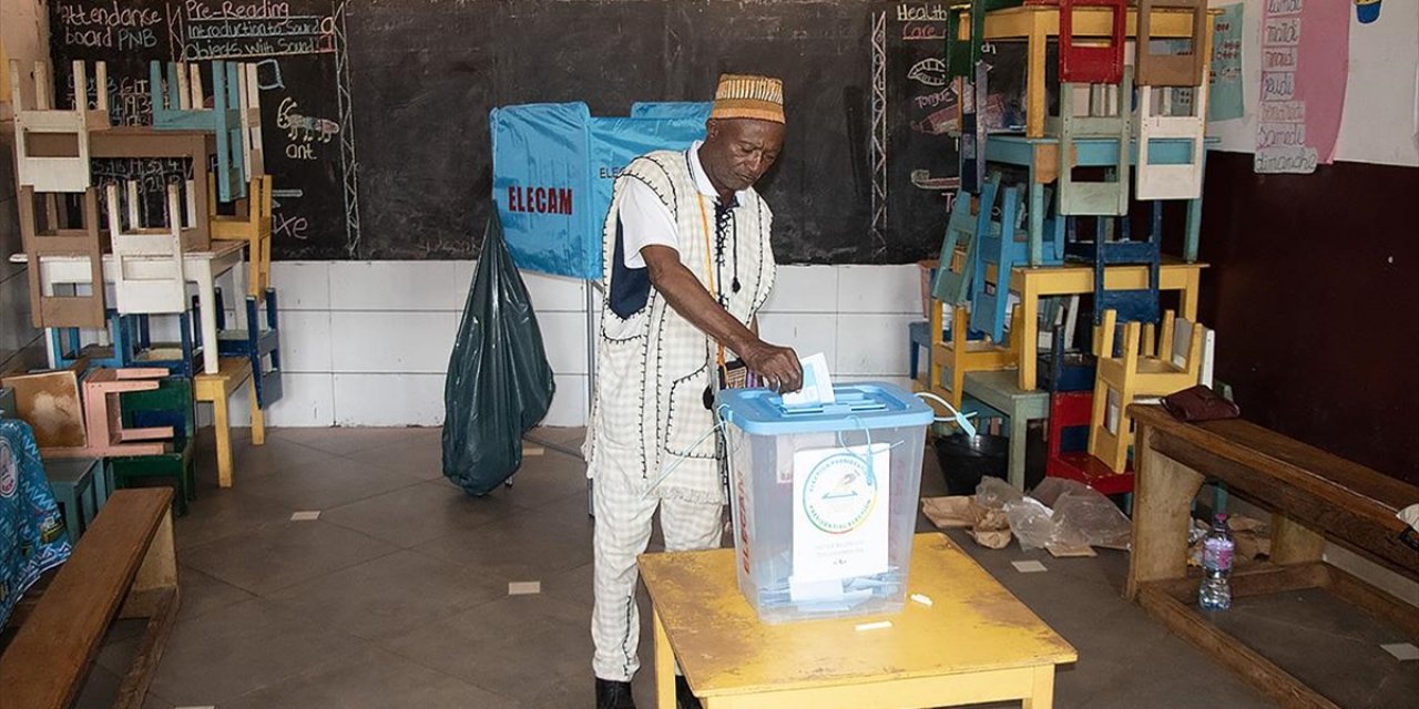 Kamerun’da Nihai Seçim Sonuçları Beklenirken Gerginlik Tırmanıyor