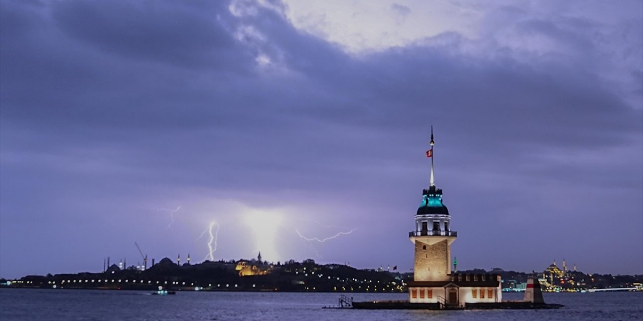 İstanbul'da Sağanak Etkili Oluyor