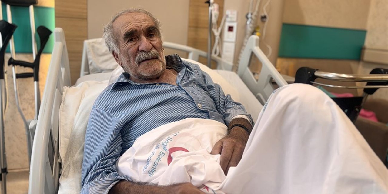 Bidondakinin Benzin Olduğunu Ateşle Anlamaya Çalışınca Az Daha Bacağından Olacaktı