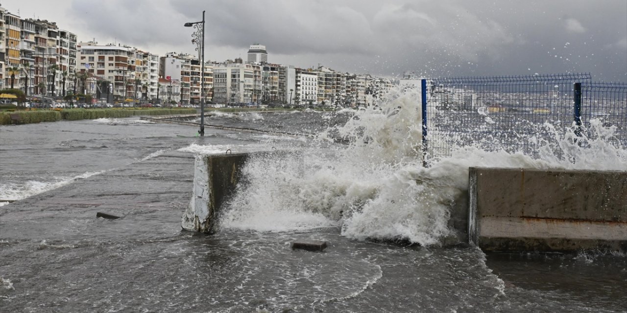 Marmara İle Kuzey Ege'de Fırtına Bekleniyor