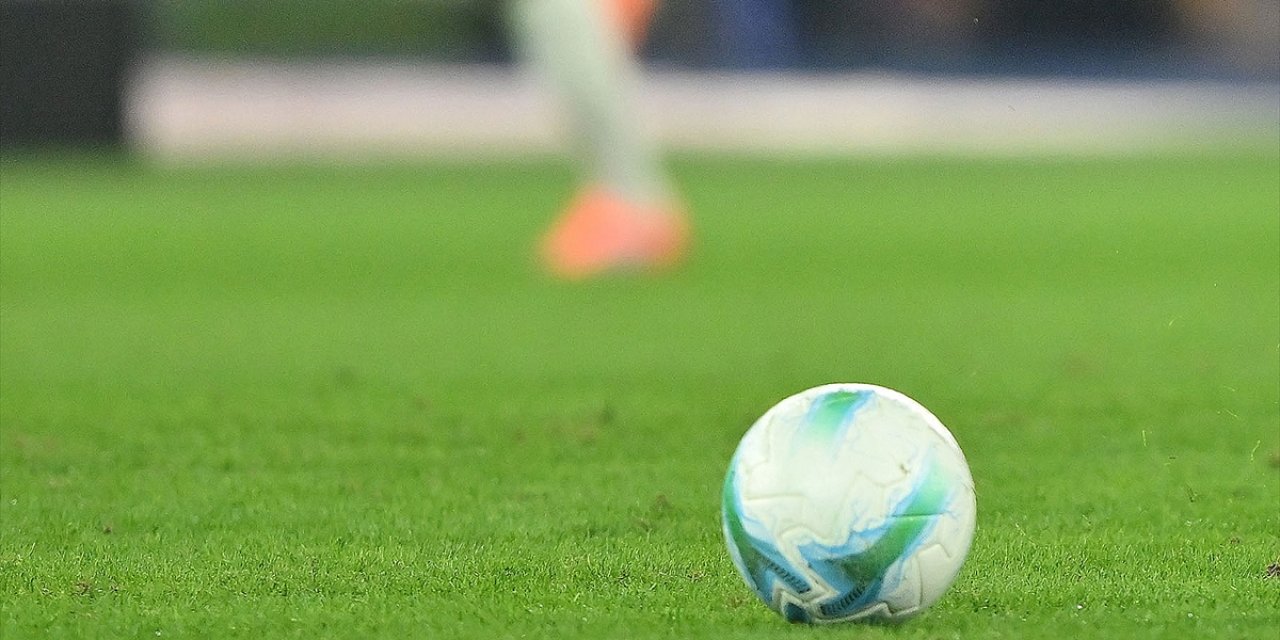 Serie A'da Napoli, Ligue 1'de Psg Yeniden Zirvede