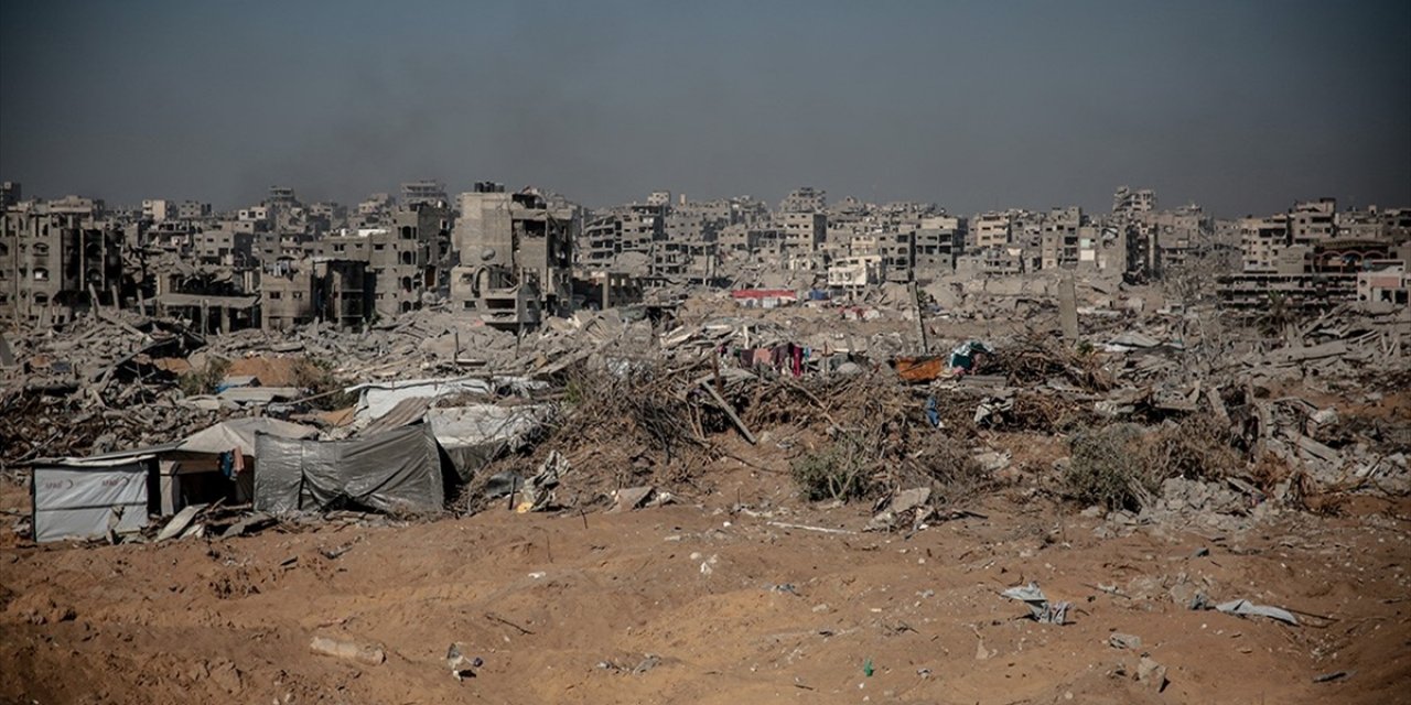 İsrail, Ateşkese Rağmen Gazze'nin Doğusunda Bombalama ve Bina Yıkımlarını Sürdürüyor