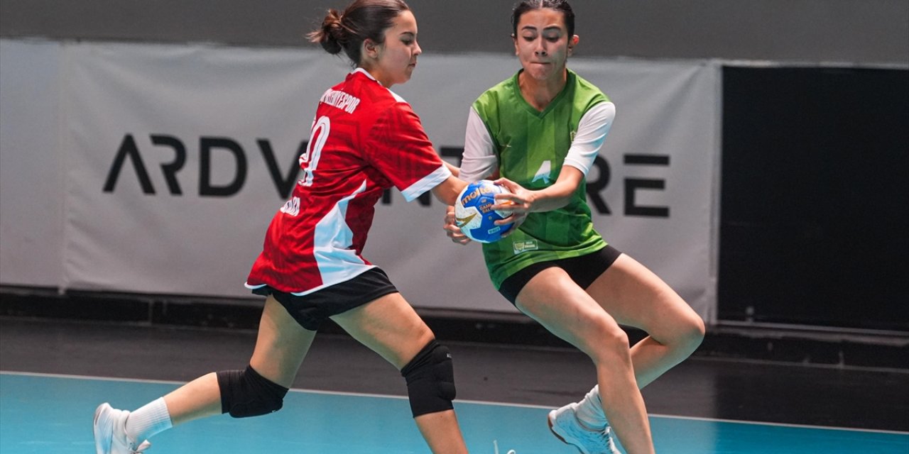 Hentbol Altyapısı İçin Ülke Genelinde İspanyol Sistemiyle Çocuklar Seçiliyor