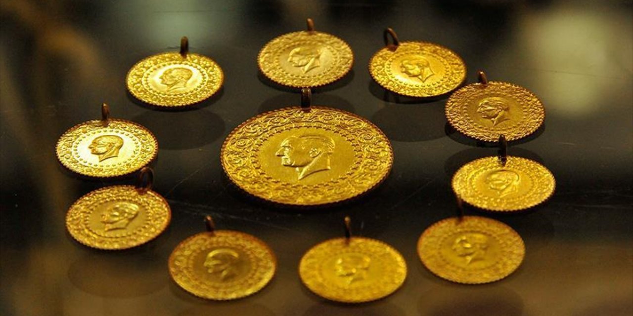 Cumhuriyet Altını 100 Yaşında