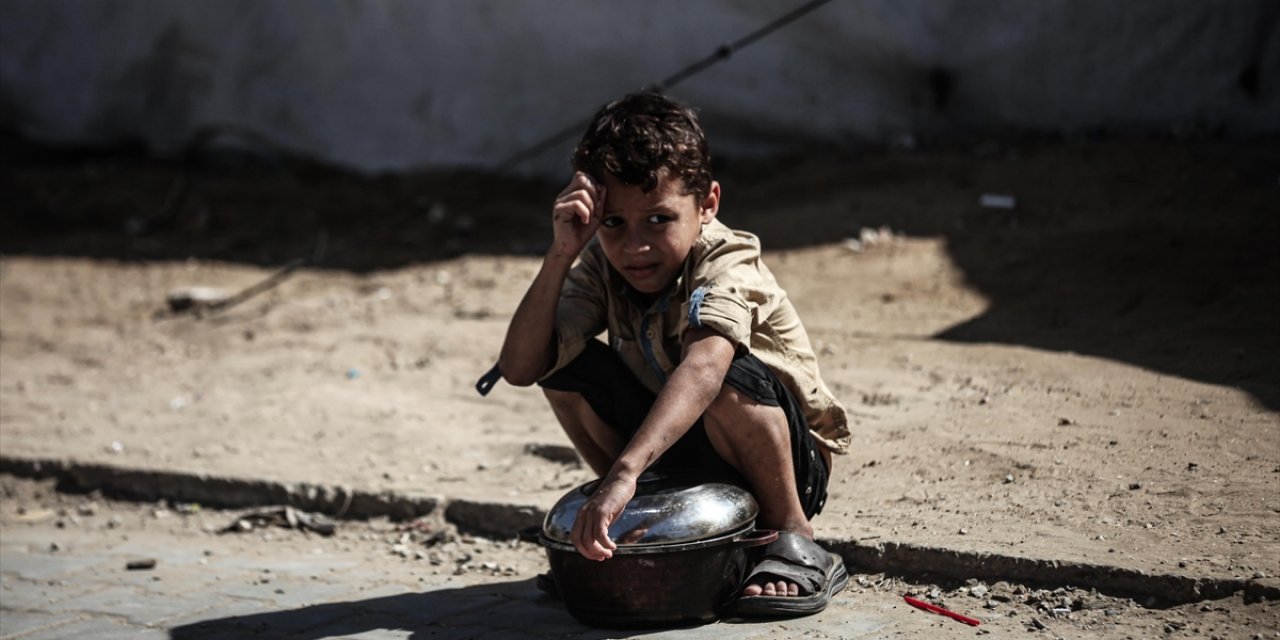 Unıcef, Gazze'de Ateşkese Rağmen Yeterli Gıdaya Erişemeden Aç Uyuyan Binlerce Çocuğun Bulunduğunu Bildirdi