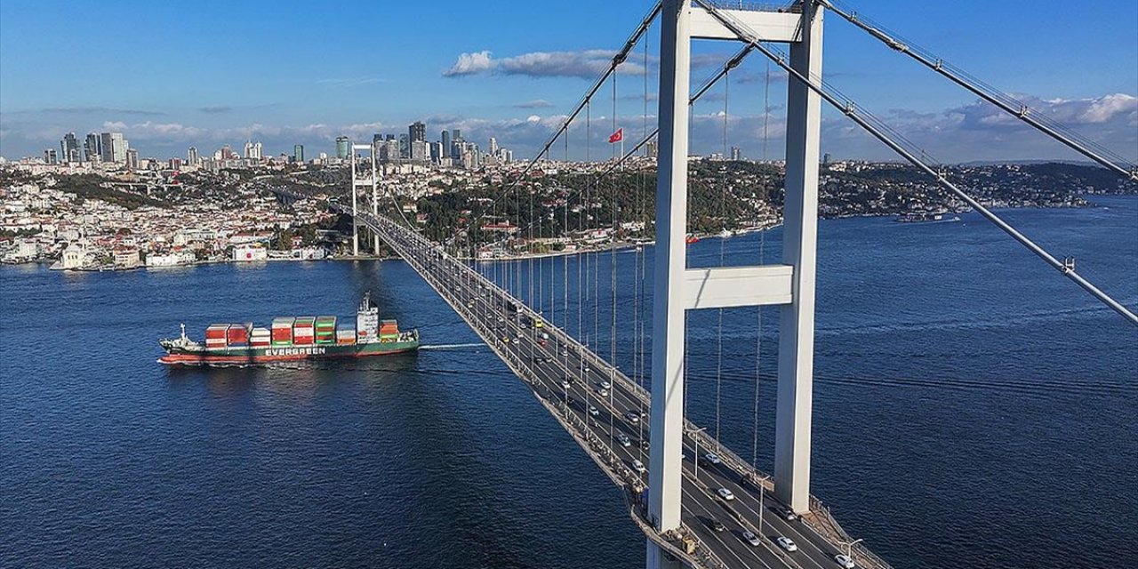 15 Temmuz Şehitler Köprüsü'nden Geçen Araç Sayısı 2,7 Milyarı Aştı