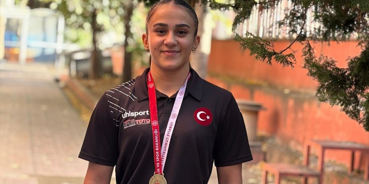 Milli Halterci Türkan Beşikçi, Dünya Halter Şampiyonası'na Hazırlanıyor