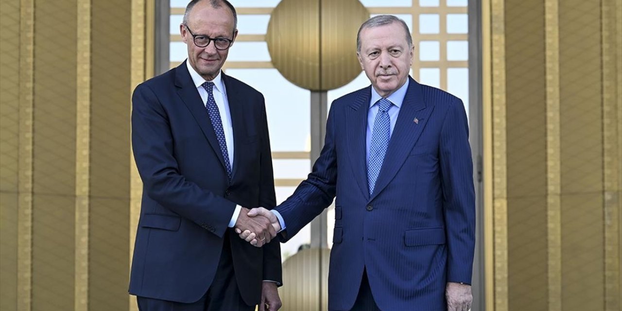 Cumhurbaşkanı Erdoğan, Almanya Başbakanı Merz'i Resmi Törenle Karşıladı