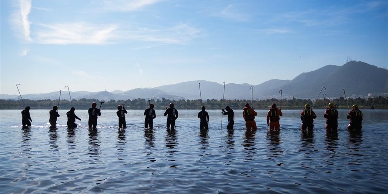 İzmir'de Sel Senaryosuyla Tatbikat Yapıldı