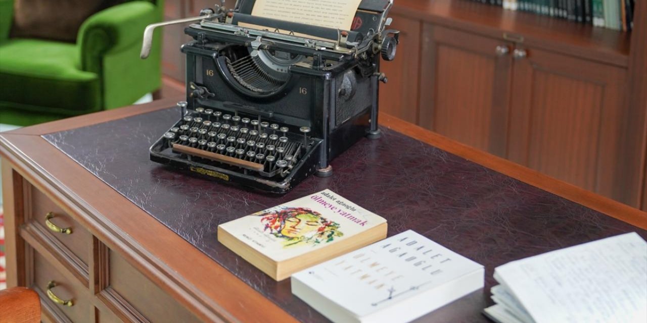 Boğaziçi Üniversitesi, Adalet Ağaoğlu Külliyatına Ev Sahipliği Yapıyor