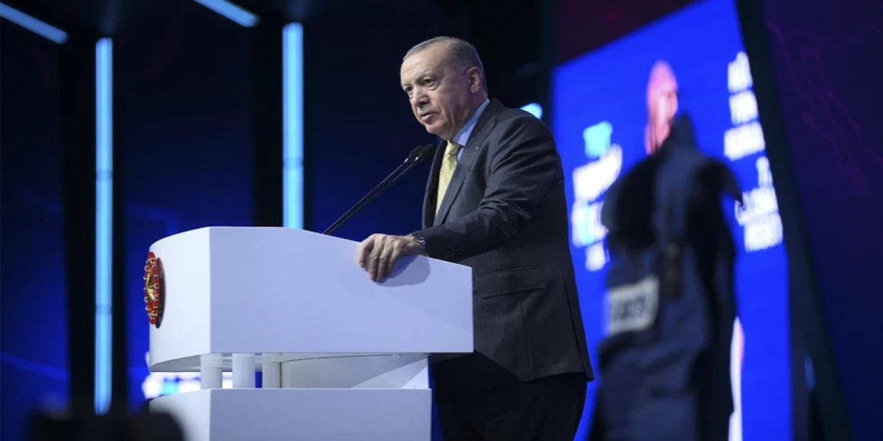 Erdoğan'dan O Gazetecilere: Sınıfta Kaldılar
