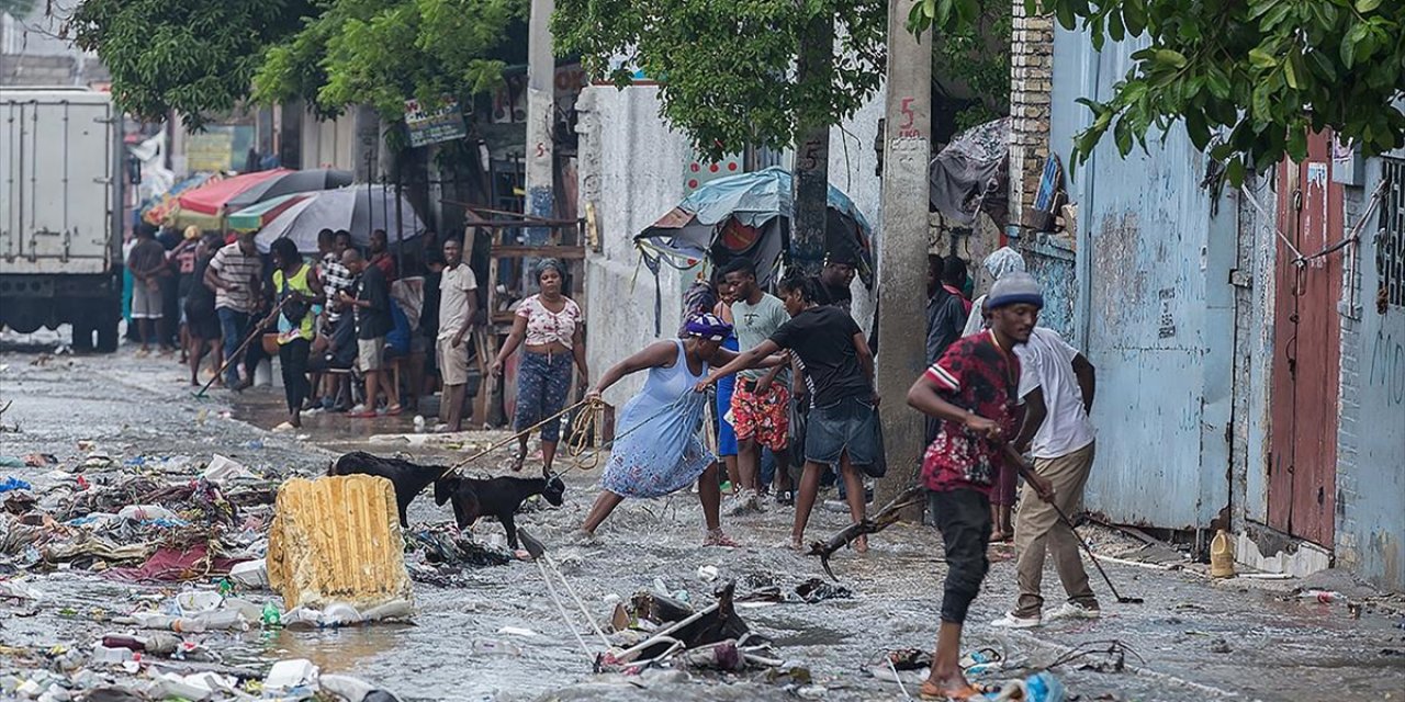 Karayipler'de Melissa Kasırgası Nedeniyle 49 Kişi Yaşamını Yitirdi