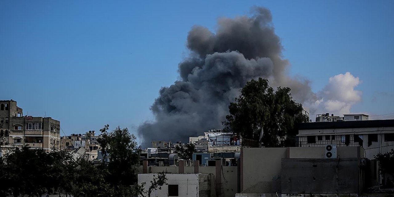 İsrail Ordusunun Gazze'de Ateşkese Rağmen Düzenlediği Saldırılarda 3 Kişi Hayatını Kaybetti