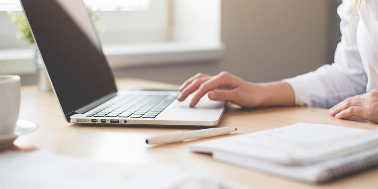 Küresel Şirketler On Binlerce Kişiyi İşten Çıkarıyor