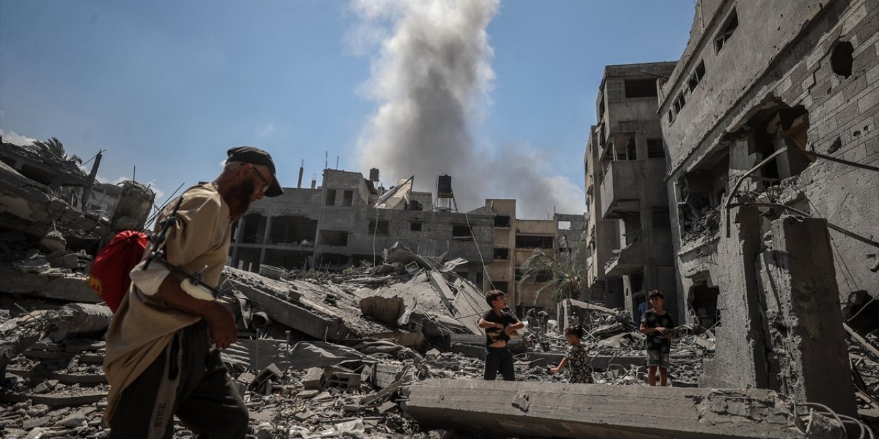 İsrail, Ateşkese Rağmen Gazze'de Saldırılara ve Yardım Girişini Kısıtlamaya Devam Ediyor