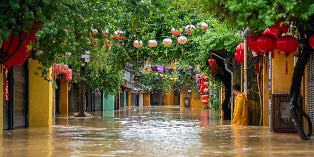 Vietnam'da Sel Ve Heyelanlar Nedeniyle 28 Kişi Yaşamını Yitirdi