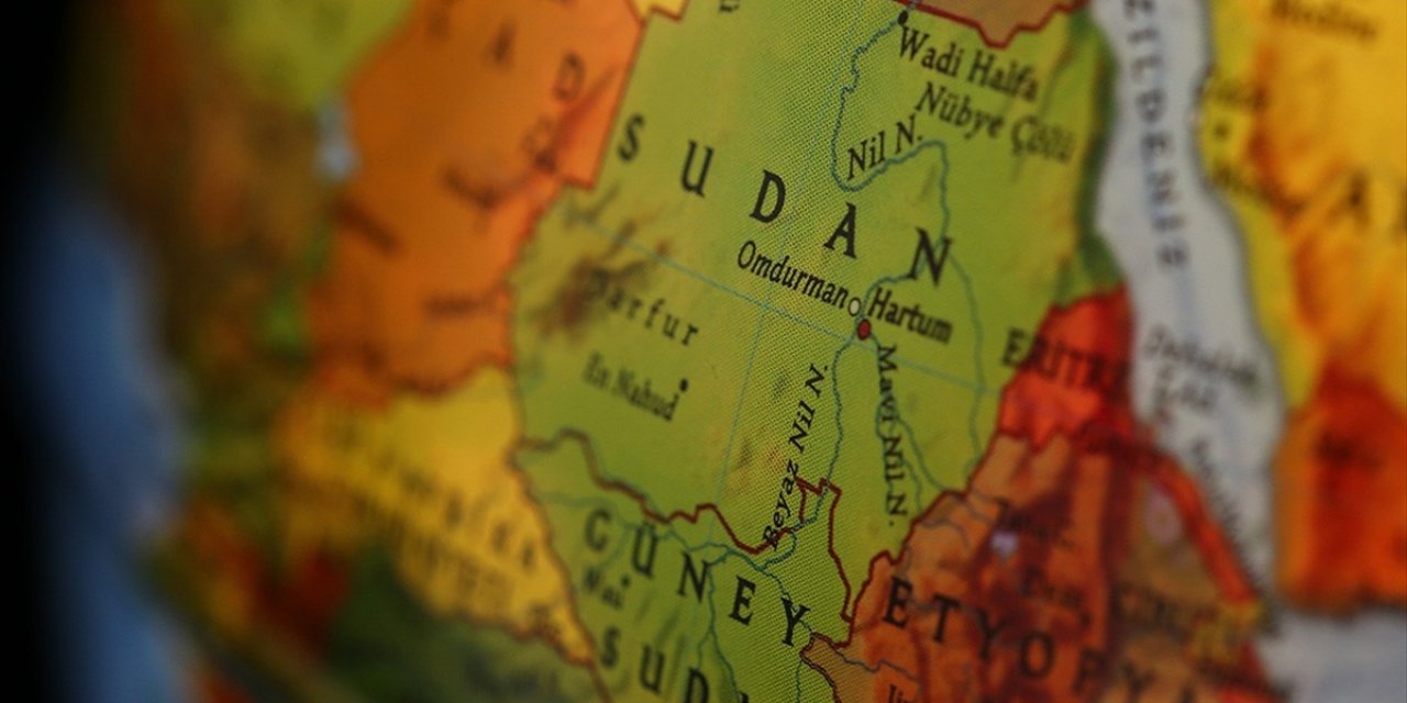 Sudan'da Katliamlarla Gündeme Gelen Hızlı Destek Kuvvetleri Altın Madenlerinden Güç Alıyor