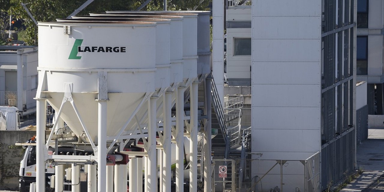 Fransız Şirketi Lafarge'ın "Terör Örgütünü Finanse Etmekten" Yargılanacağı Dava Yarın Başlıyor