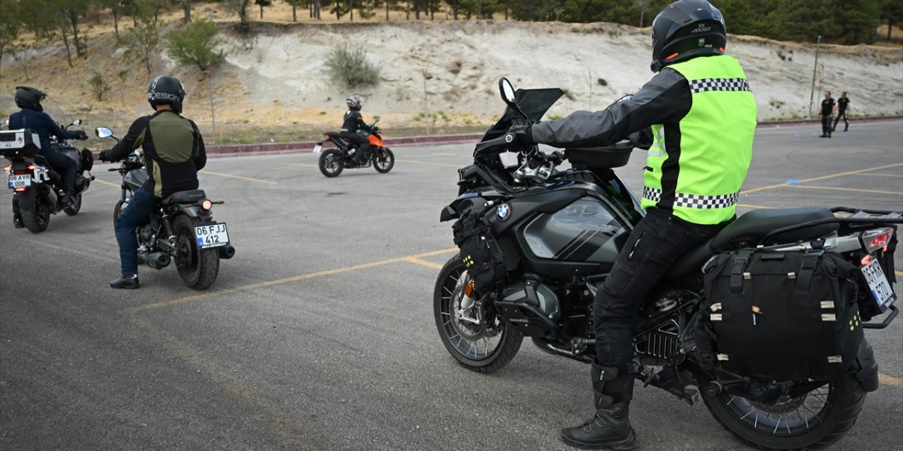 Motosikletlerde "Koruyucu Eldiven" Zorunluluğu