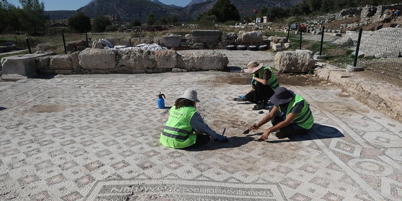 Xanthos Kazılarında Antik Dönemdeki Ticaretin İzleri Ortaya Çıkarılıyor