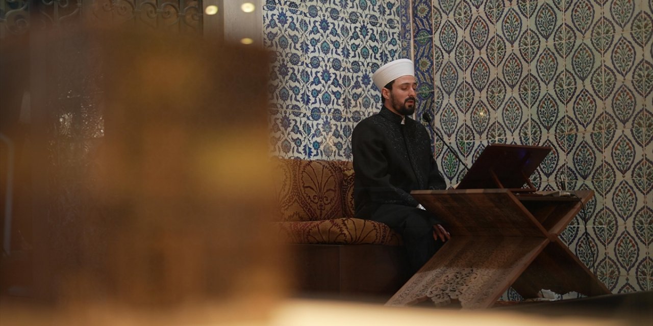 Topkapı Sarayı'nda Osmanlı'dan Günümüze Ulaşan "Manevi Nöbet" 5 Asırdır Sürüyor