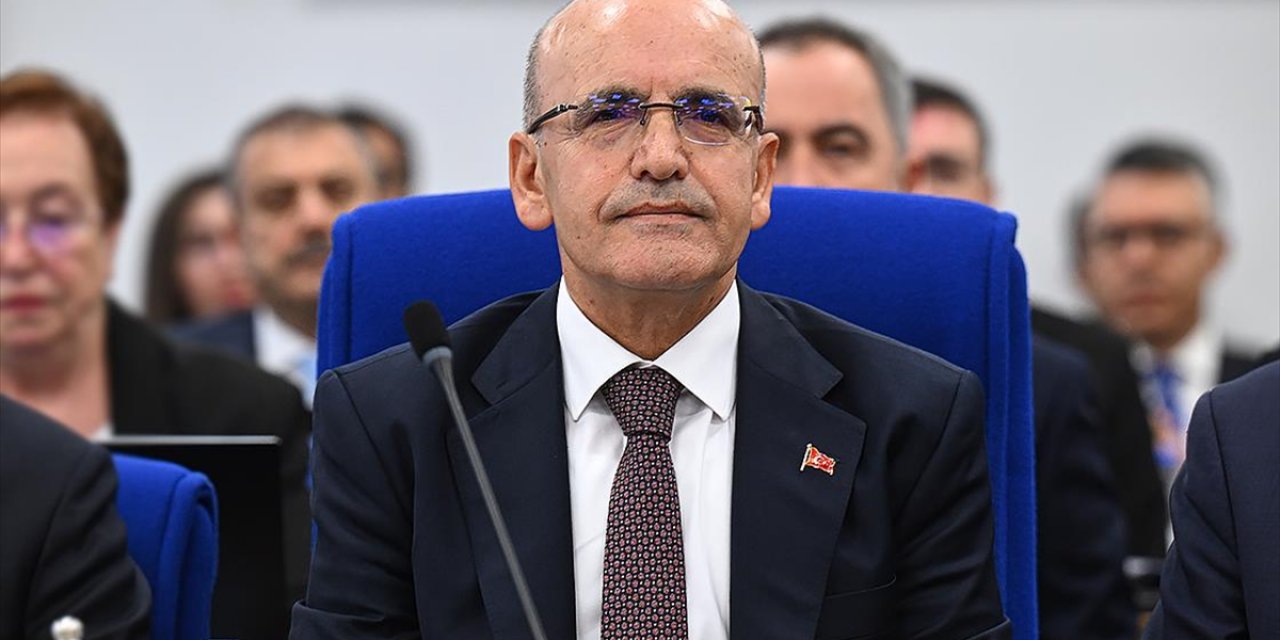 Bakan Şimşek: Ekim 2025 İtibarıyla Uzun Vadeli ve Uygun Koşullu Yıllık Bazdaki En Yüksek Finansmanı Sağladık