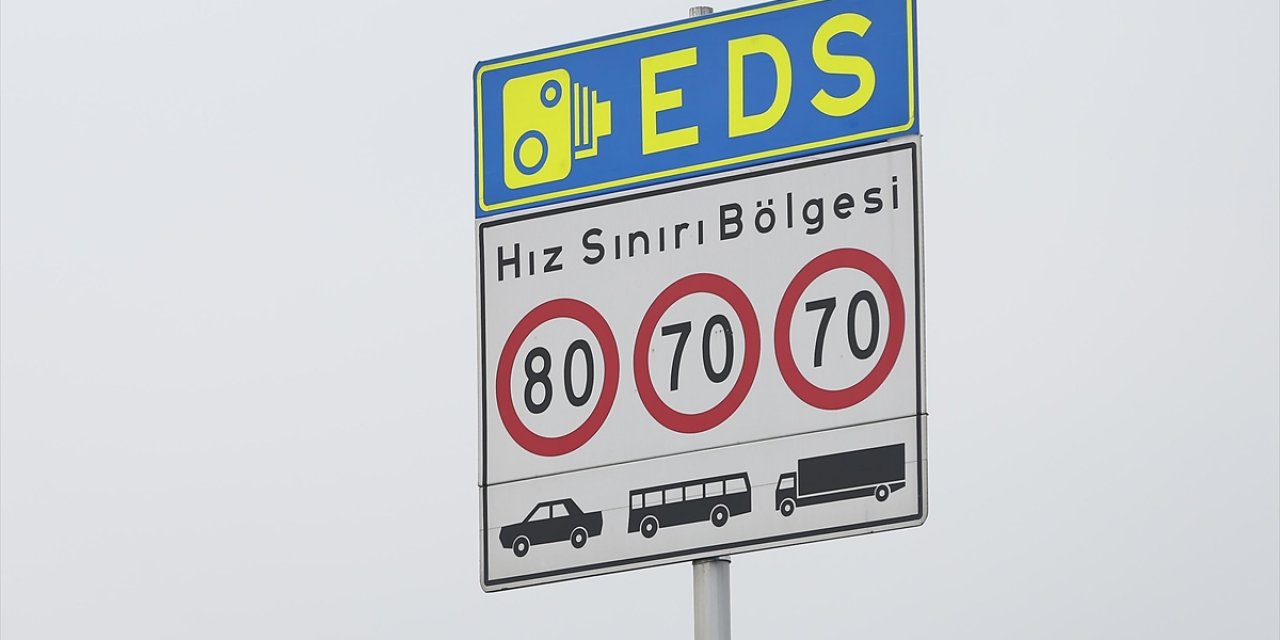 Kara Yollarındaki Sadeleştirme Kapsamında Yaklaşık 33 Bin Hız Levhası Kaldırıldı