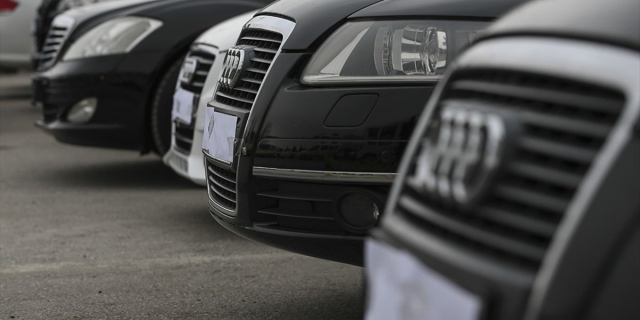 Gümrüklerde Bu Yıl Kaçakçılık Kapsamında Değeri 1,7 Milyar Lirayı Aşan 434 Araç İçin Adli İşlem Yapıldı