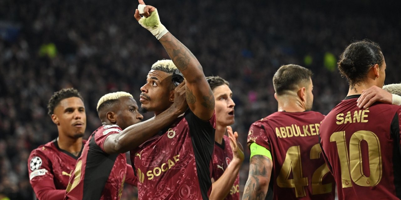 Galatasaray "Devler Ligi"nde Rotayı İlk 8'e Çevirdi