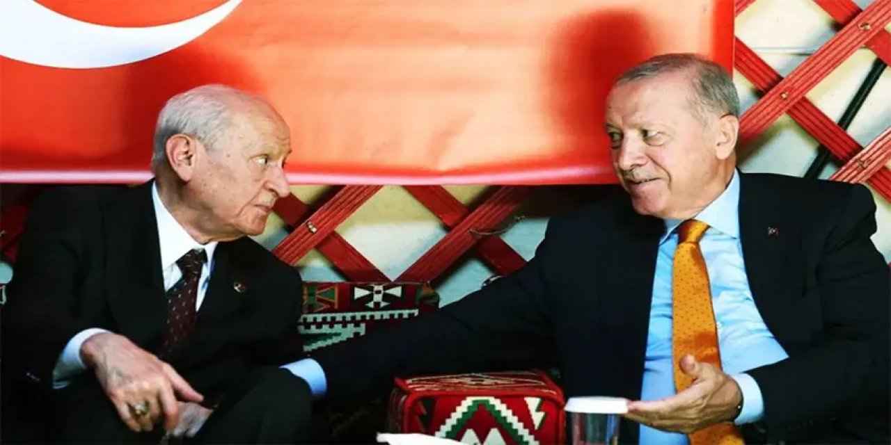 Bahçeli'nin Danışmanı Çiçek'ten Yeni Şafak'a Salvo: MHP’den Rahatsız Oldukları Deşifre Oldu!