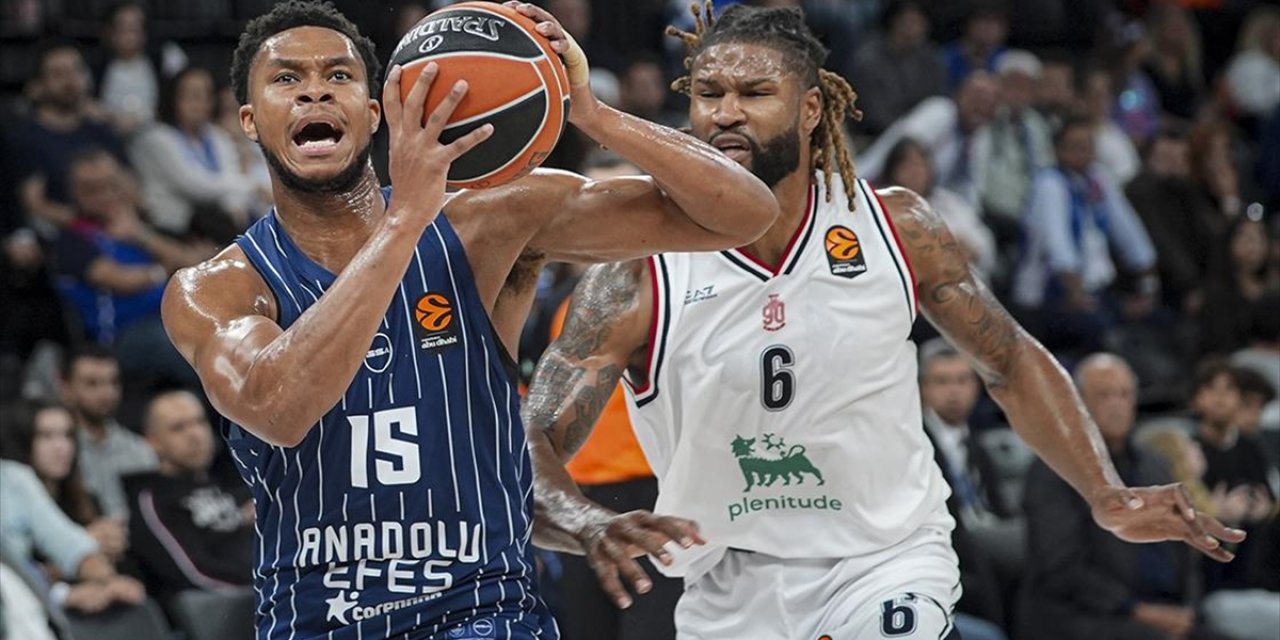 Anadolu Efes, Ea7 Emporio Armani Milan'a Mağlup Oldu