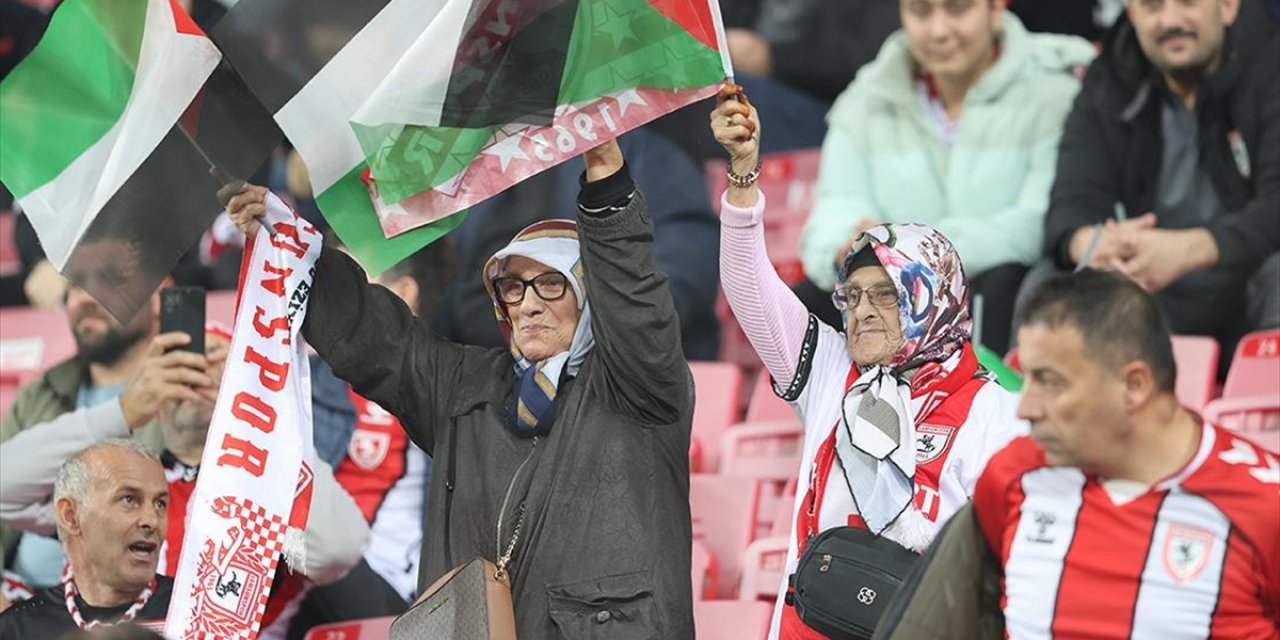 "Fanatik Nineler", Taraftarı Oldukları Samsunspor'un Maçlarını Kaçırmıyor