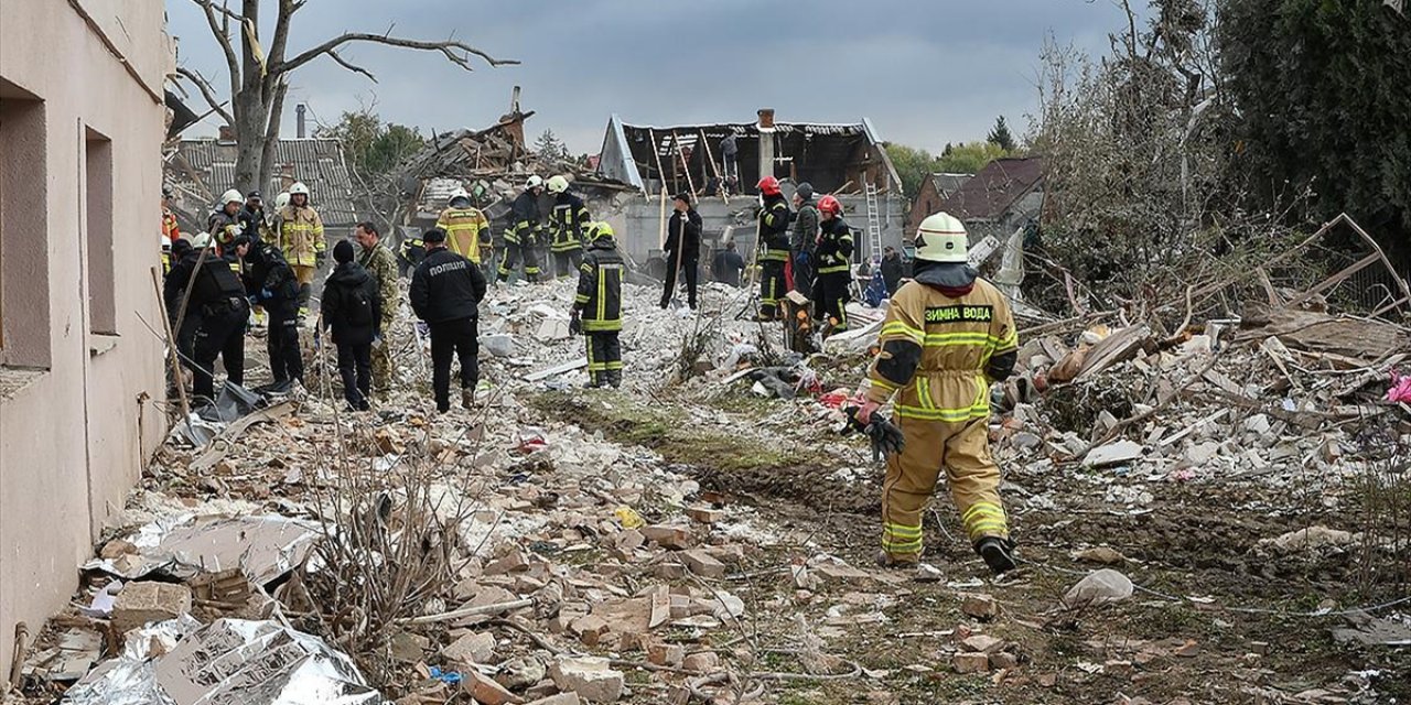 Rusya, Ukrayna'ya Ait 82 İha'nın Moskova Dahil Çeşitli Bölgelerde Etkisiz Hale Getirildiğini Duyurdu
