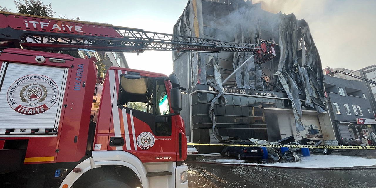 Kocaeli'de Parfüm deposunda yangın faciası! 6 kişi Hayatını Kaybetti