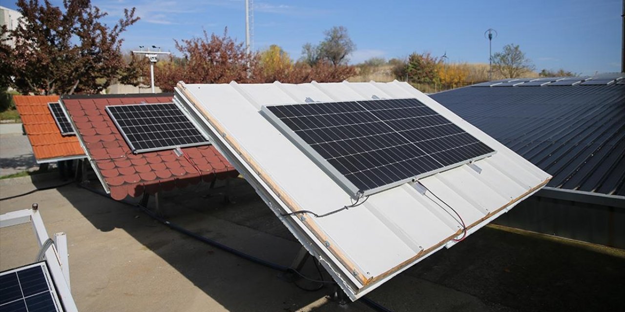 Kiremit Çatılara Kurulan Fotovoltaik Paneller Güneşten Daha Verimli Enerji Alınmasını Sağlıyor