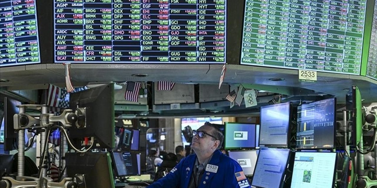 Piyasalar ABD'de Hükümetin Yeniden Açılacağına Dair Olumlu Gelişmelerle Pozitif Seyrediyor