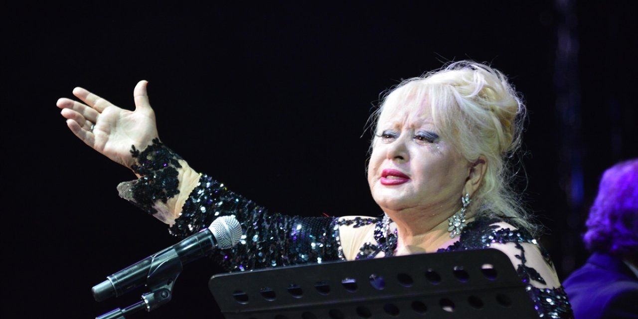 Sanatçı Muazzez Abacı Vefat Etti