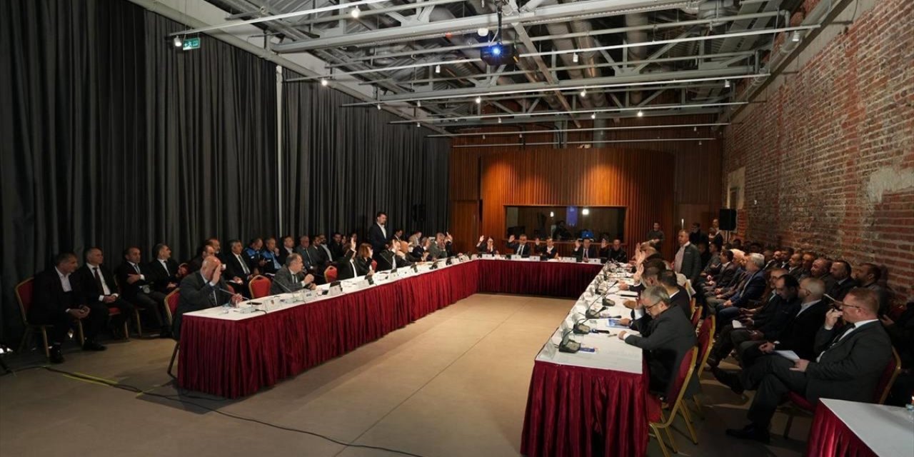 İstanbul'da Özel Günlerde Metrobüsün Güzergahının Değiştirilmesi Kararlaştırıldı