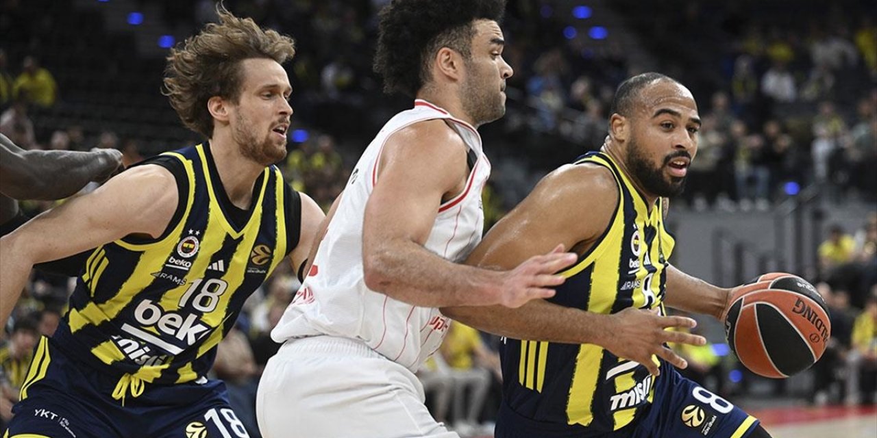 Fenerbahçe Beko, Çift Maç Haftasında Almanya'da Konuk Ettiği İki İsrail Ekibini De Mağlup Etti