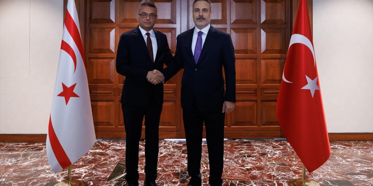 Dışişleri Bakanı Fidan, KKTC Cumhurbaşkanı Erhürman İle Görüştü