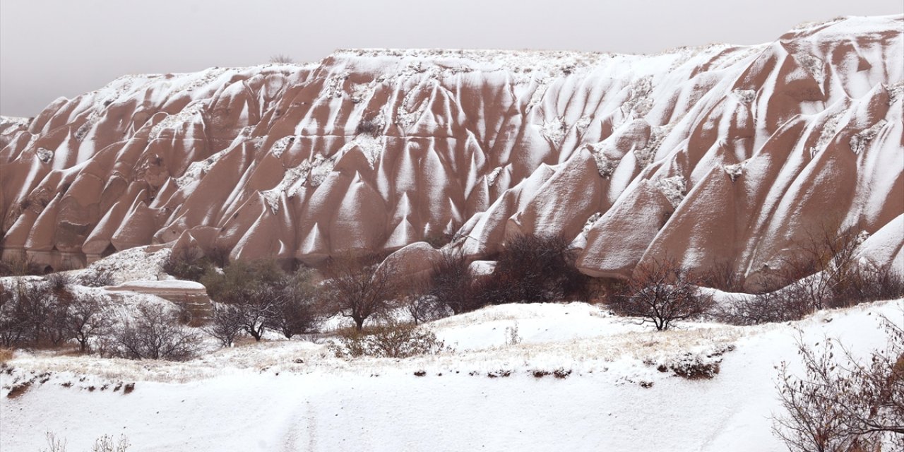 Kapadokya'da Mevsimin İlk Karı Yağdı