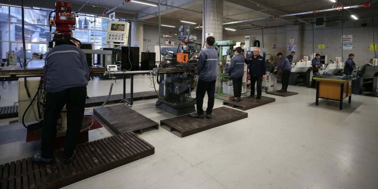 MEB ve Kredi Garanti Fonu İşbirliğiyle Genç Girişimcilere Destek Sağlanacak