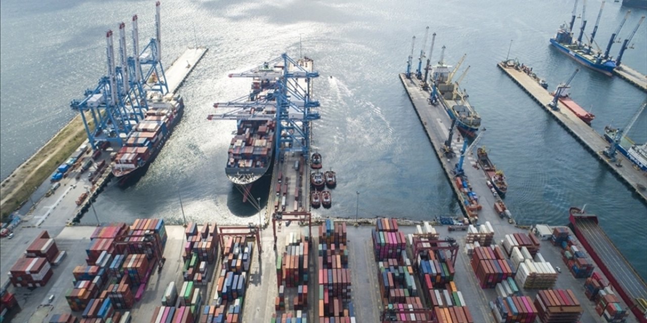 İstanbullu İhracatçılar Yılın 10 Ayında Dünyanın 232 Noktasına İhracat Gerçekleştirdi