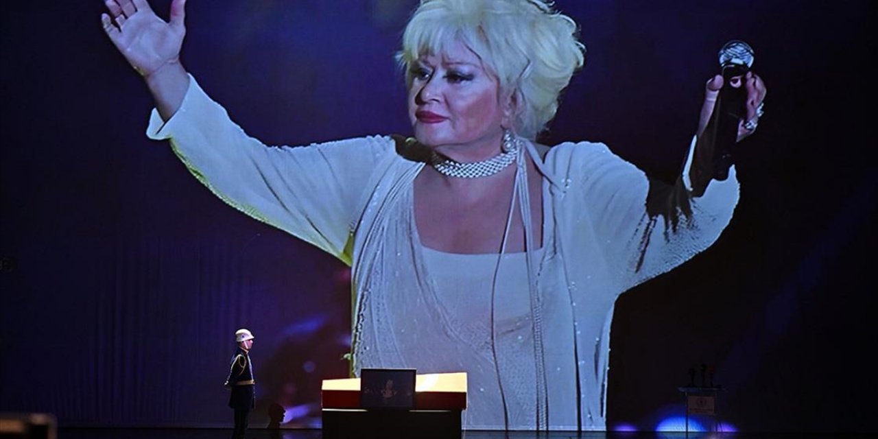 Muazzez Abacı İçin AKM'de Tören Düzenlendi