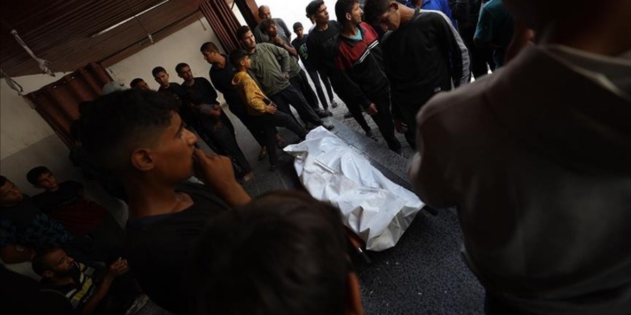 İsrail'in Gazze'ye Saldırılarında Can Kaybı 69 Bin 483'e Yükseldi